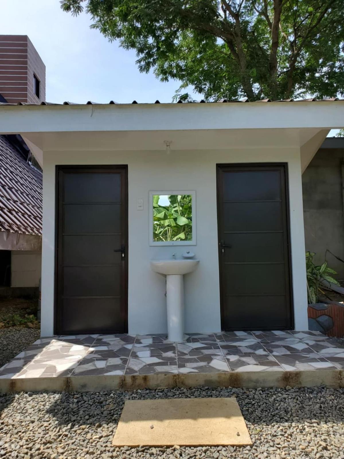 Redwood Cabin Bolinao Екстериор снимка